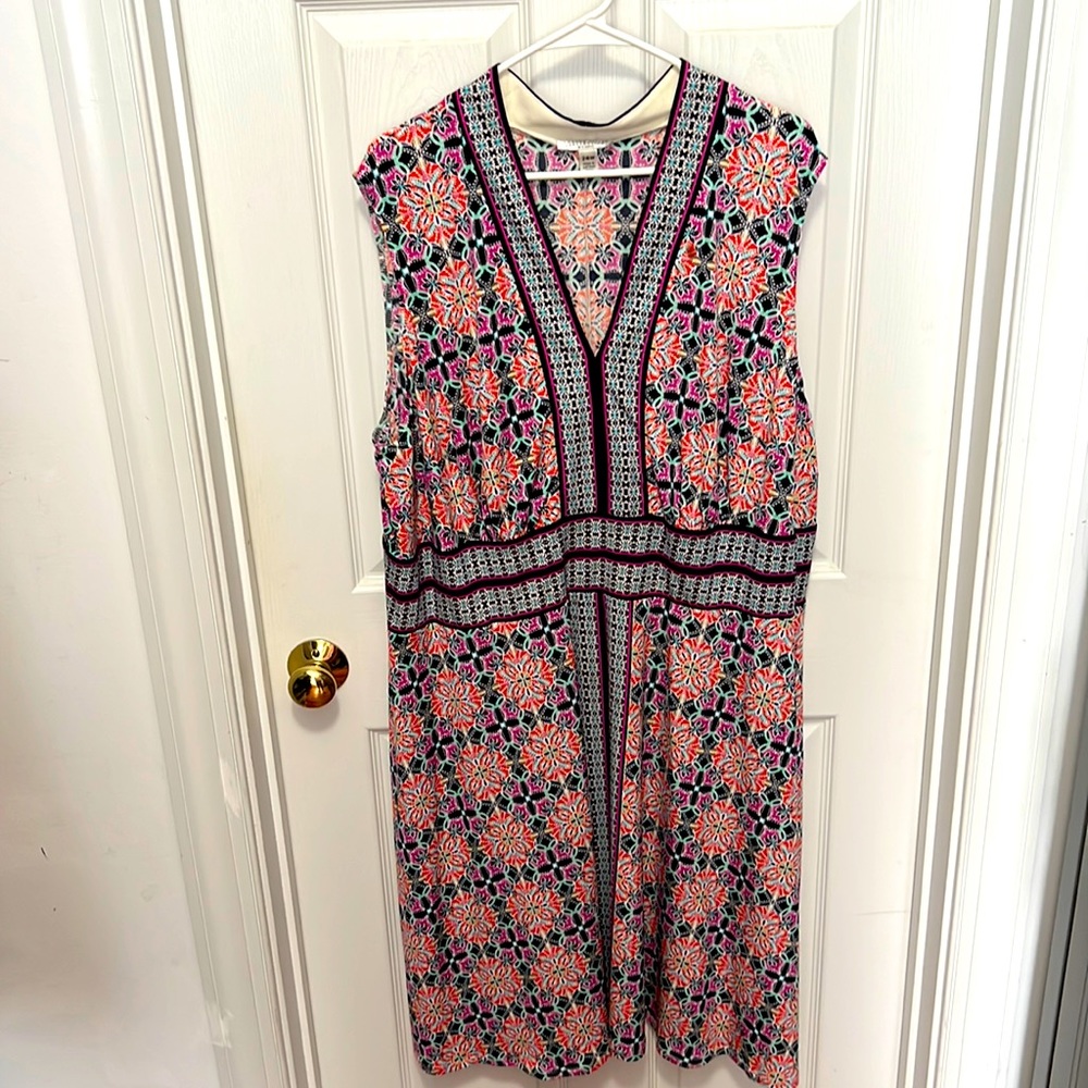 Plus size sleeveless dress